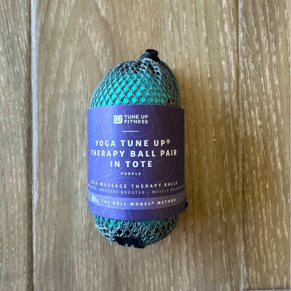 NWOT Yoga Massage Therapy Balls (Teal)